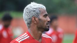 Be-with-us-as-12th-player-says-Ashfaq-5136
