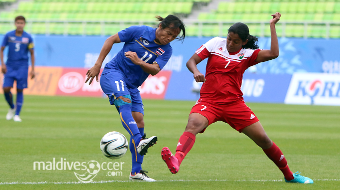 Fadhuwa in actiona against Thailand today. (Photo: Shimaaz Ali)