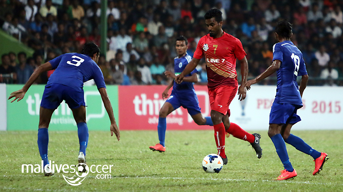 Ashfaq in action against his former club New Radiant. (MS Photo: Ismail Affan)
